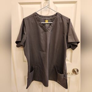 Wonderwink pewter scrub set 1X top 2X bottom